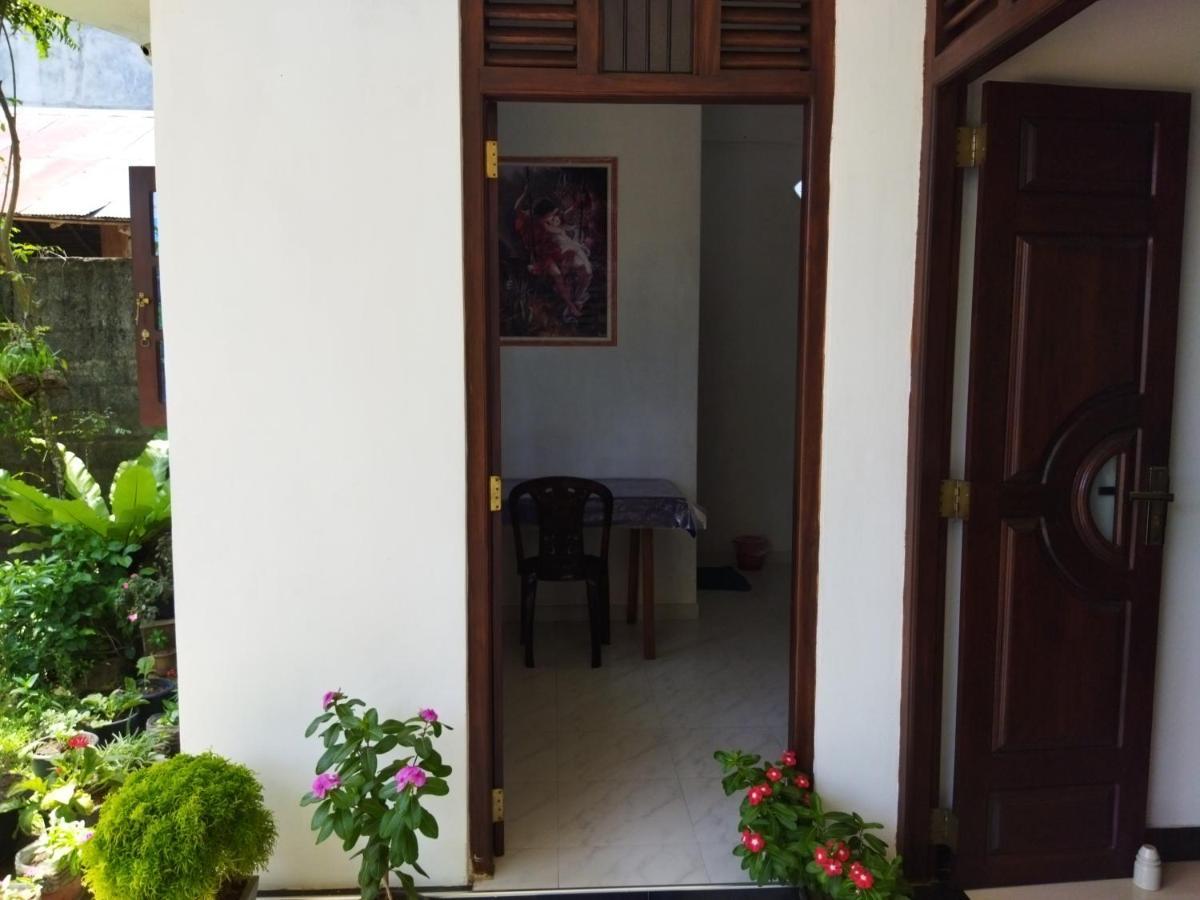 Rusara Guest Home Weligama Room photo