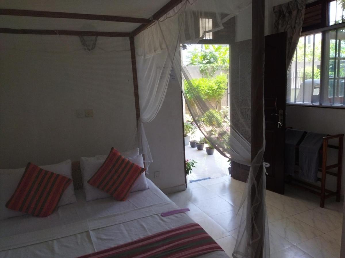 Rusara Guest Home Weligama Exterior photo